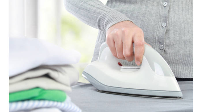Truque para passar roupa facilmente. Receita de “água” caseira
