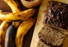 Pão de banana e chocolate sem glúten