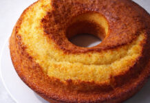Bolo de Iogurte de Limão – Fica super fofinho e sai sempre bem